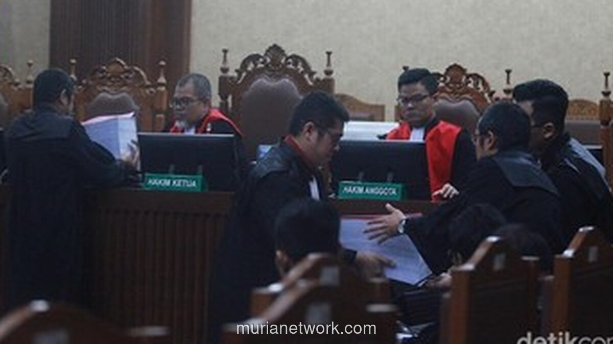 Hakim Soroti Keuntungan Suap Hakim Mengalir ke Perusahaan Singapura