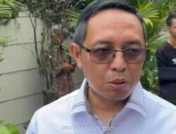 Rumah Jokowi di Solo Ramai Dikunjungi Pejabat dan Warga untuk Silaturahmi Lebaran