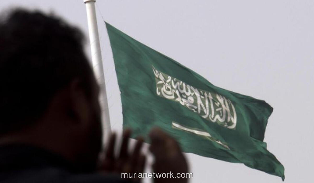 Arab Saudi Bantah Lobi AS Serang Iran, Kilang Aramco Diserang Balasan