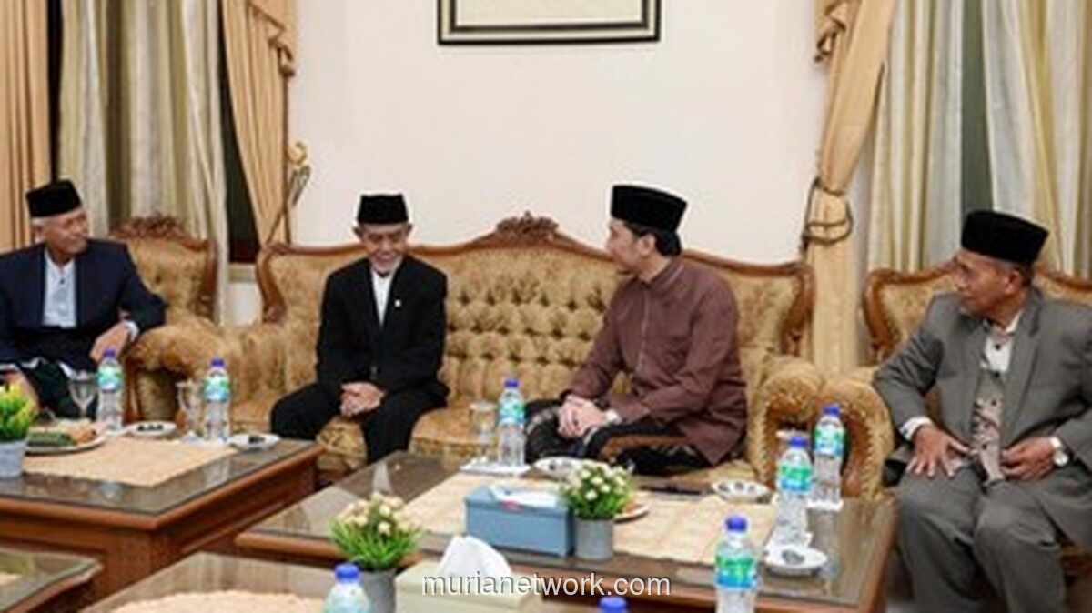 Ibas Kunjungi Gontor, Tegaskan Pesantren sebagai Benteng Moral Bangsa