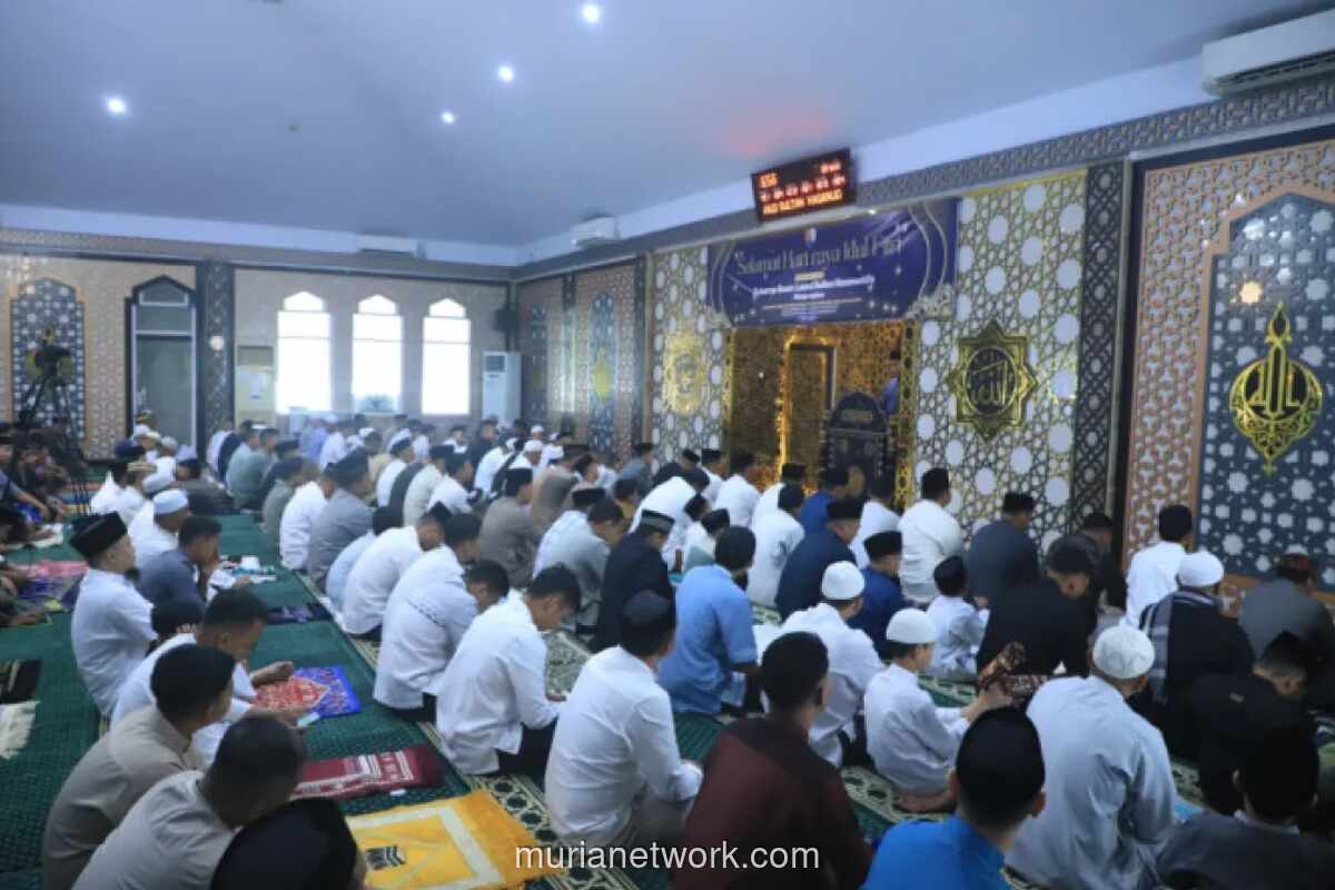 Danlanud Sultan Hasanuddin Ajak Perkuat Silaturahmi dan Pengabdian di Salat Idulfitri