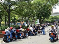 TMII Jadi Alternatif Mudik, Pengunjung Nikmati Keliling Indonesia di Hari Lebaran