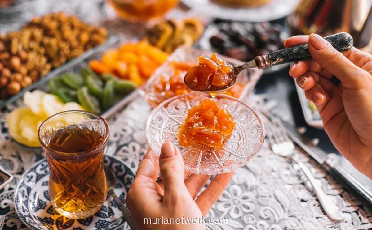 Warga Jakarta Buka Puasa Pukul 18.11 WIB, Isya 19.20 WIB