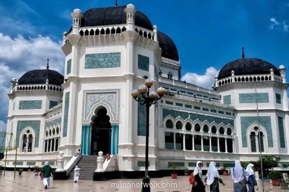 Jadwal Salat dan Doa Lailatul Qadar untuk Warga Medan Ramadan 1447 H