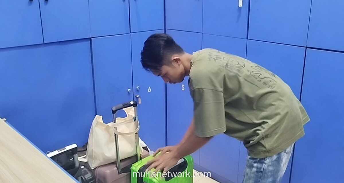 Permintaan Jasa Titip Barang di Stasiun Pasar Senen Melonjak 50% Saat Arus Mudik