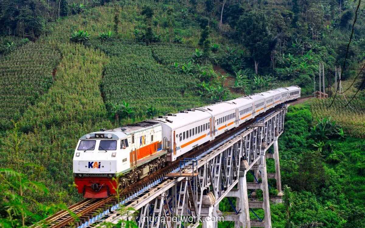 Tiket Kereta Ekonomi Kerakyatan Mudik Lebaran 2026 Laris, Okupansi Lampaui 100%