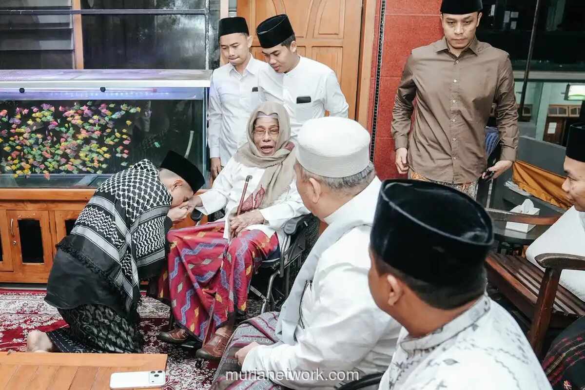 Kaesang dan PSI Lanjutkan Safari Ramadan dengan Silaturahmi ke Pesantren di Kediri