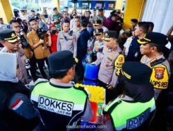 Kapolri Tinjau Langsung Terminal Purabaya, Pastikan Keamanan dan Kelaikan Bus Mudik Lebaran