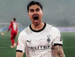 Kevin Diks Cetak Gol Penalti Akhir, Bawa Gladbach Hentikan Tren Buruk