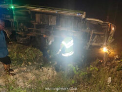 Sopir Truk Tewas Tertabrak Tronton Saat Kendaraannya Mogok di Jalur Lingkar Lamongan