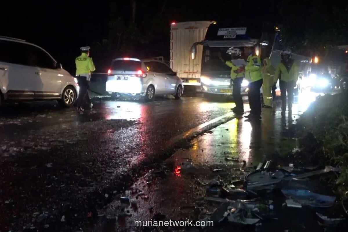 Tabrakan Minibus dan Truk di Jalur Mudik Garut, Tak Ada Korban Jiwa