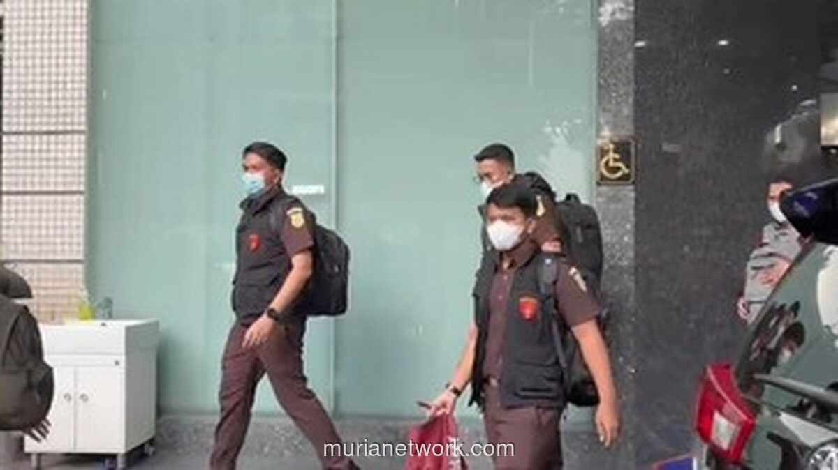 Kejagung Geledah Kantor dan Rumah Komisioner Ombudsman Terkait Kasus Minyak Goreng