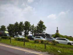 Lalu Lintas Tol Cipali Tembus 24 Ribu Kendaraan, Macet Parah di KM 137