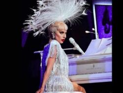 Mobil Listrik Xpeng X9 Jadi Sorotan di Pemakaman Vidi Aldiano