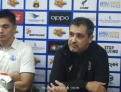 Pelatih Arema Kritik Kinerja Wasit Usai Kalah dari Bhayangkara