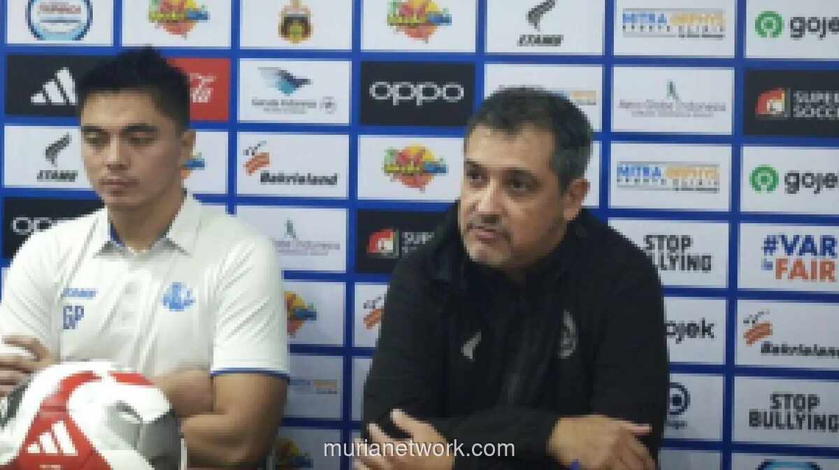 Pelatih Arema Kritik Kinerja Wasit Usai Kalah dari Bhayangkara