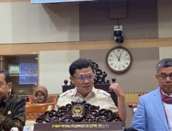 Komisi III DPR Desak Polri Usut Tuntas Kasus Penyiraman Air Keras ke Aktivis Andrie Yunus