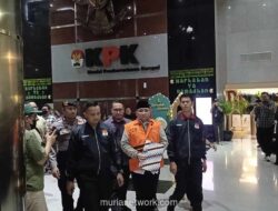 KPK Alihkan Status Tahanan Mantan Menag Yaqut dari Rutan ke Rumah