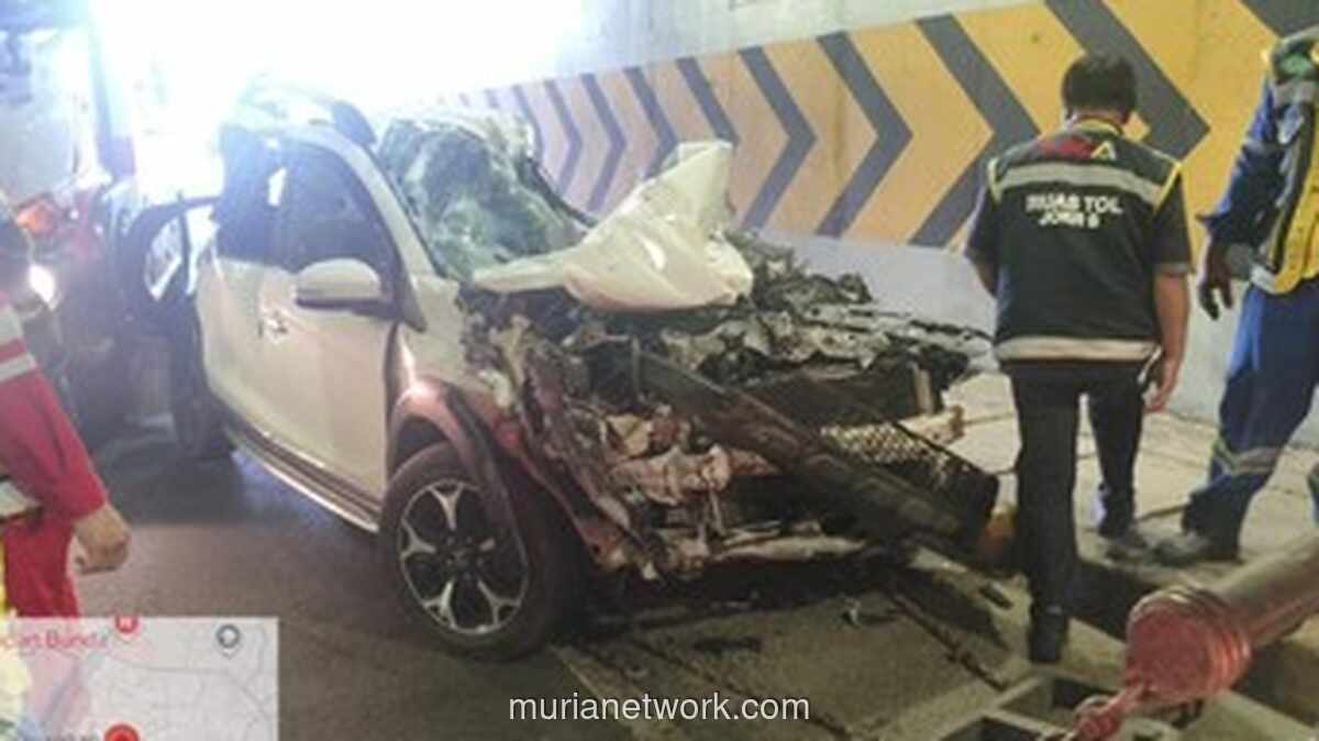 Rem Blong Truk Picu Kecelakaan Beruntun 7 Kendaraan di JORR