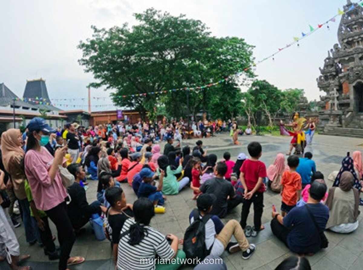 TMII Ramai Dikunjungi 10 Ribu Wisatawan di Hari Kedua Libur Lebaran