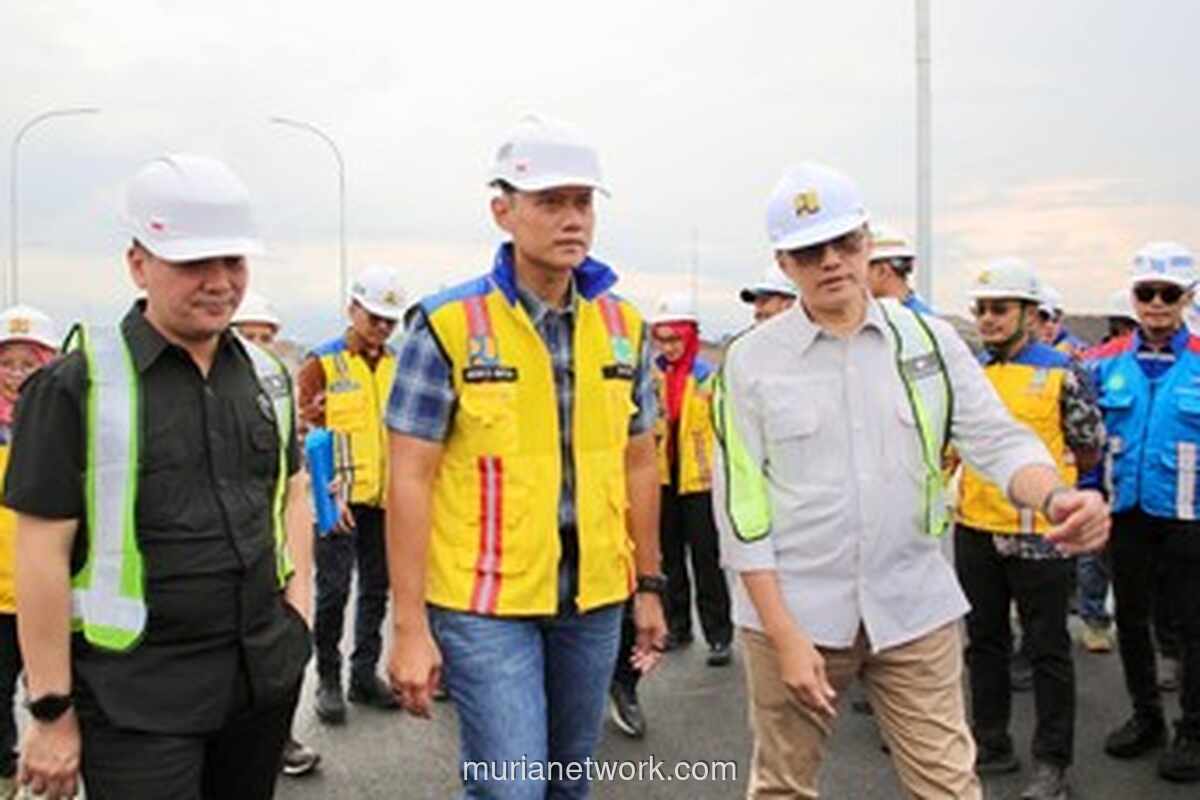 Menko AHY Tinjau Proyek Infrastruktur dan Rayakan Cap Go Meh di Singkawang