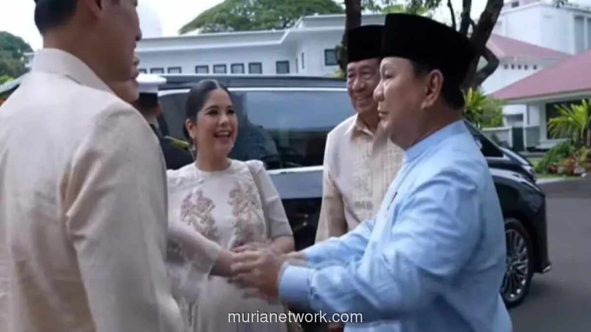 SBY dan Kelarga Bersilaturahmi dengan Prabowo di Istana Merdeka