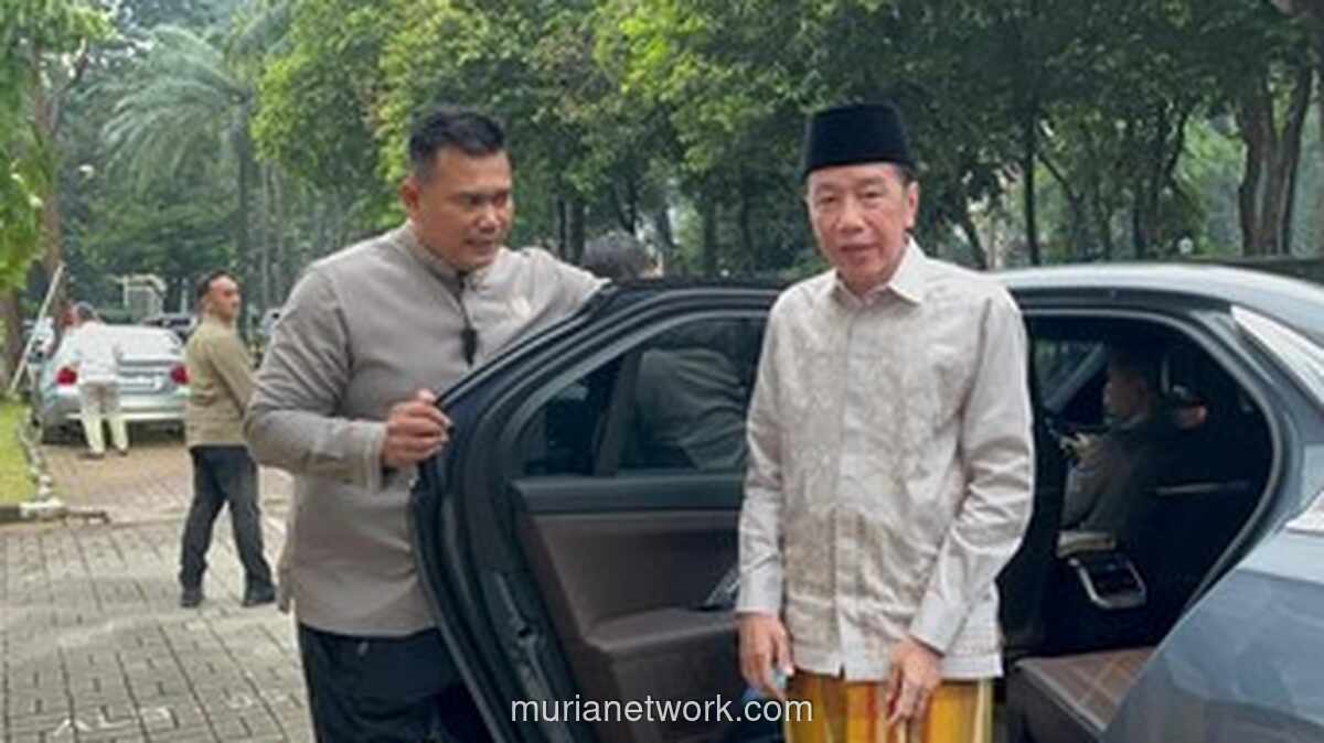 Jokowi Salat Idulfitri di Masjid Agung Al-Bina GBK, Lanjutkan Lebaran di Jakarta
