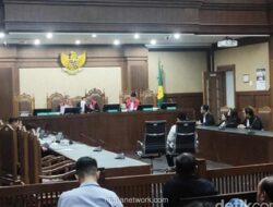 Tiga Terdakwa Kasus Perintangan Penyidikan Korupsi Dibebaskan Murni