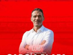 Luis Garcia Plaza Resmi Tangani Sevilla dengan Misi Hindari Degradasi