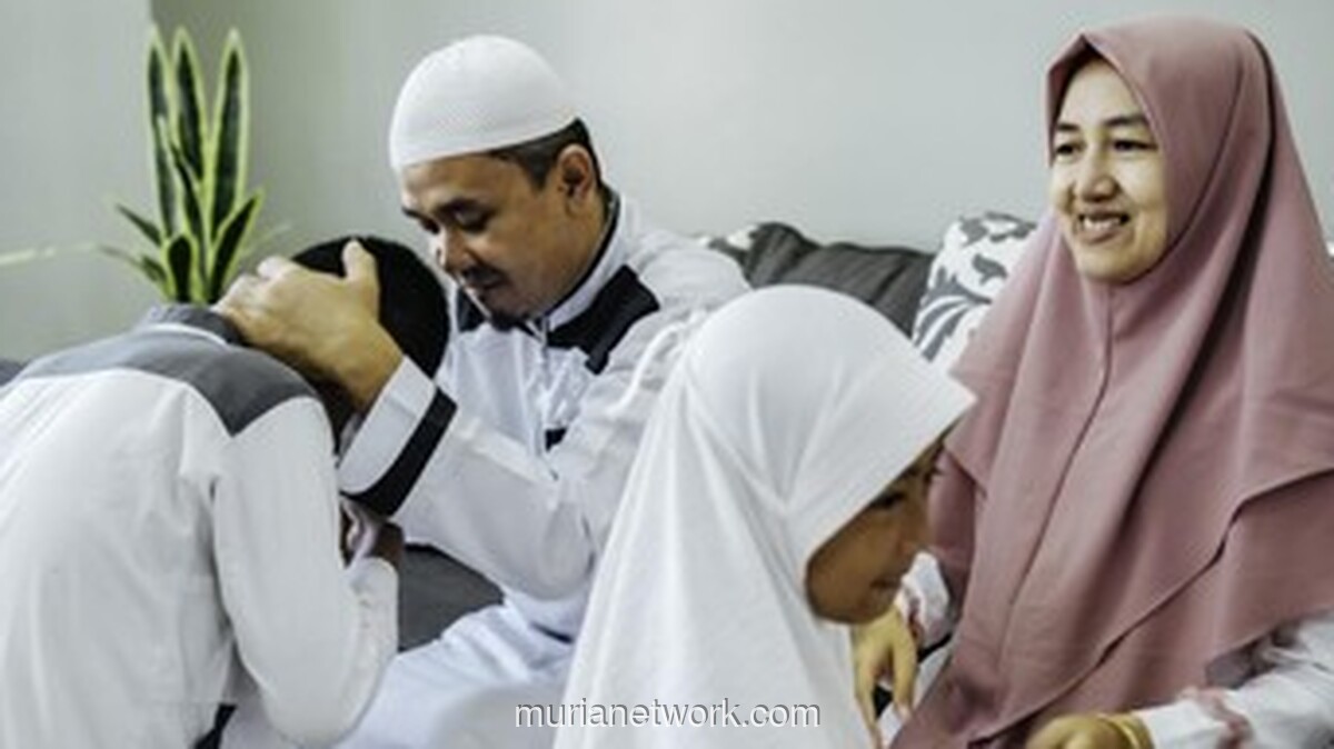 KBBI Tegaskan Bentuk Baku Silaturahmi, Meski Asal Katanya dari Silaturahim