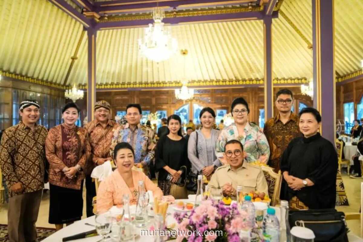 Menteri Fadli Zon Canangkan Revitalisasi Menyeluruh Keraton Surakarta