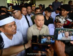 Menhub Tinjau Arus Mudik di Pantura Cirebon, Soroti Bahaya Mencari Koin di Pinggir Jalan