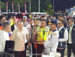 Menteri Perhubungan Blusukan ke Pelabuhan Merak, Pastikan Kesiapan H-3 Arus Mudik