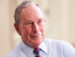 Michael Bloomberg Kembali Jadi Filantrop AS Terbesar dengan Sumbangan Rp72 Triliun