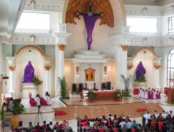 Umat Katolik Fakfak Rayakan Minggu Palma dengan Khidmat, Masuki Pekan Suci