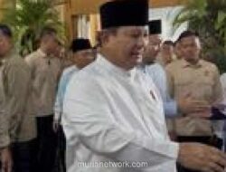 Presiden Prabowo Berbaur dengan Warga di Open House Istana Merdeka