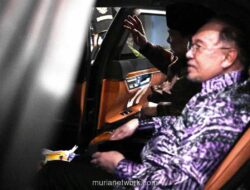 Prabowo Antar Langsung Anwar Ibrahim ke Halim, Tunjukkan Keakraban di Luar Protokoler