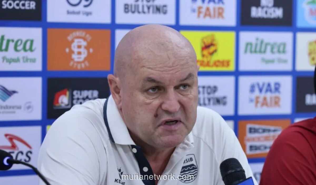 Persib dan Borneo FC Bermain Imbang 1-1 di Laga Tunda Super League