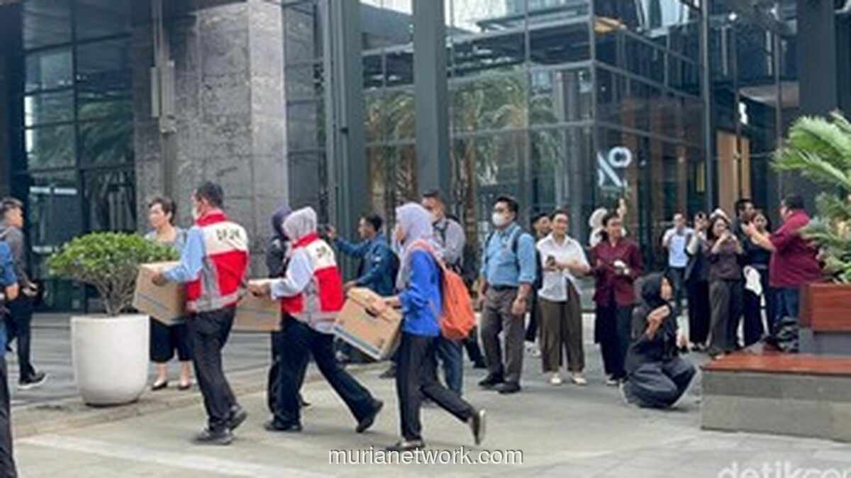 OJK dan Polri Geledah Mirae Asset Sekuritas, Dugai Manipulasi Saham BEBS