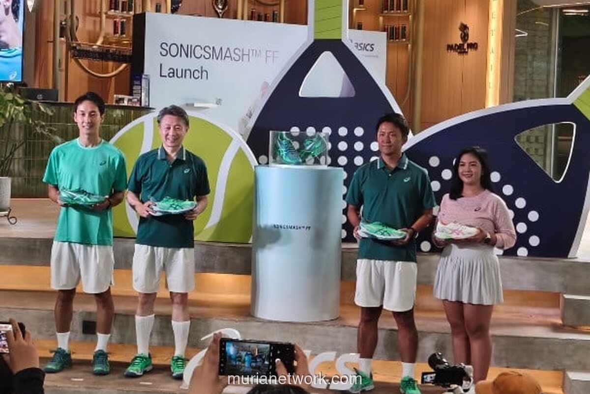 ASICS Luncurkan Sepatu Khusus Padel di Indonesia, Respons Lonjakan Popularitas Olahraga Ini
