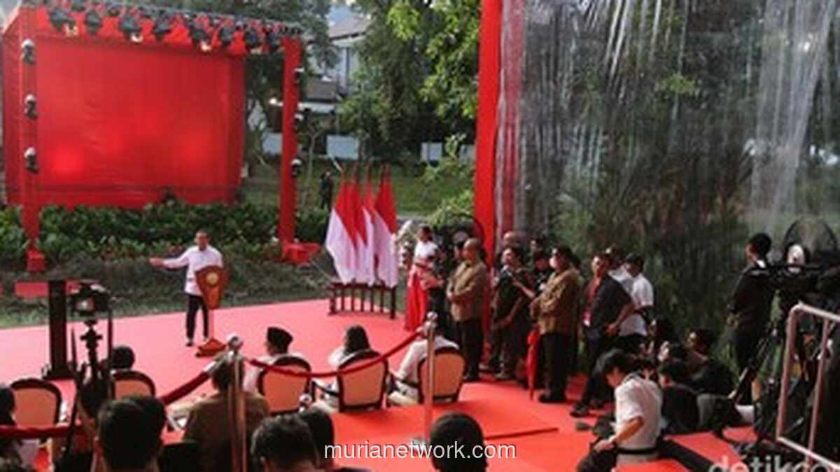 Gubernur Anung Imbau Warga Gunakan Angkutan Umum ke Taman Bendera Pusaka