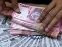 Rupiah Mengawali Perdagangan dengan Penguatan Tipis, Analis Prediksi Pelemahan