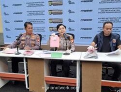 Polisi Tangkap Pelaku Tempel Stiker QR Judi Online di Jaksel, Dua Rekan Buron