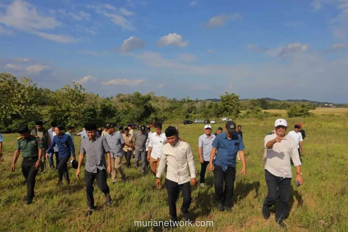Bupati Tinjau Persiapan Lahan 300 Hektare untuk Kampung Produktif di Bone