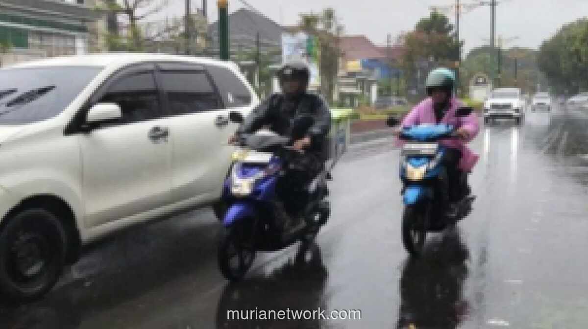 BMKG Peringatkan Potensi Hujan dan Petir di Sejumlah Kota Jelang Mudik Lebaran 2026