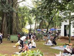 Ragunan Dipadati Pengunjung, Puncak Keramaian Diprediksi Besok