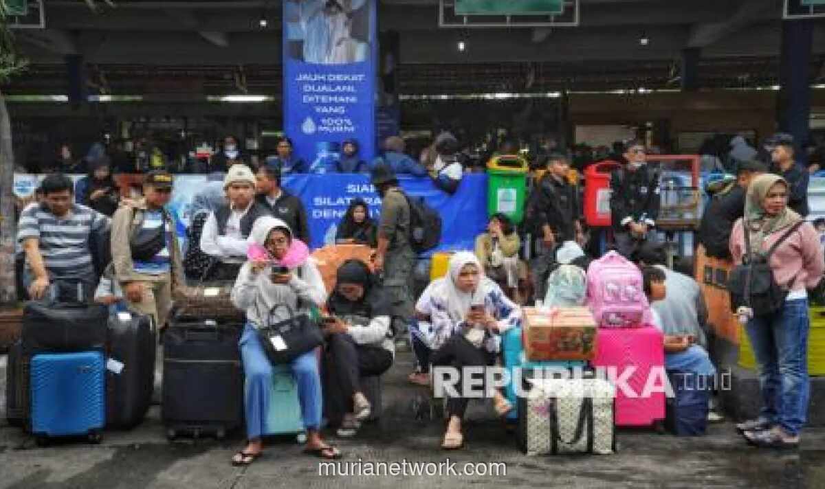 Lonjakan 100 Persen Pemudik Lebaran 2026 Serbu Terminal Kampung Rambutan