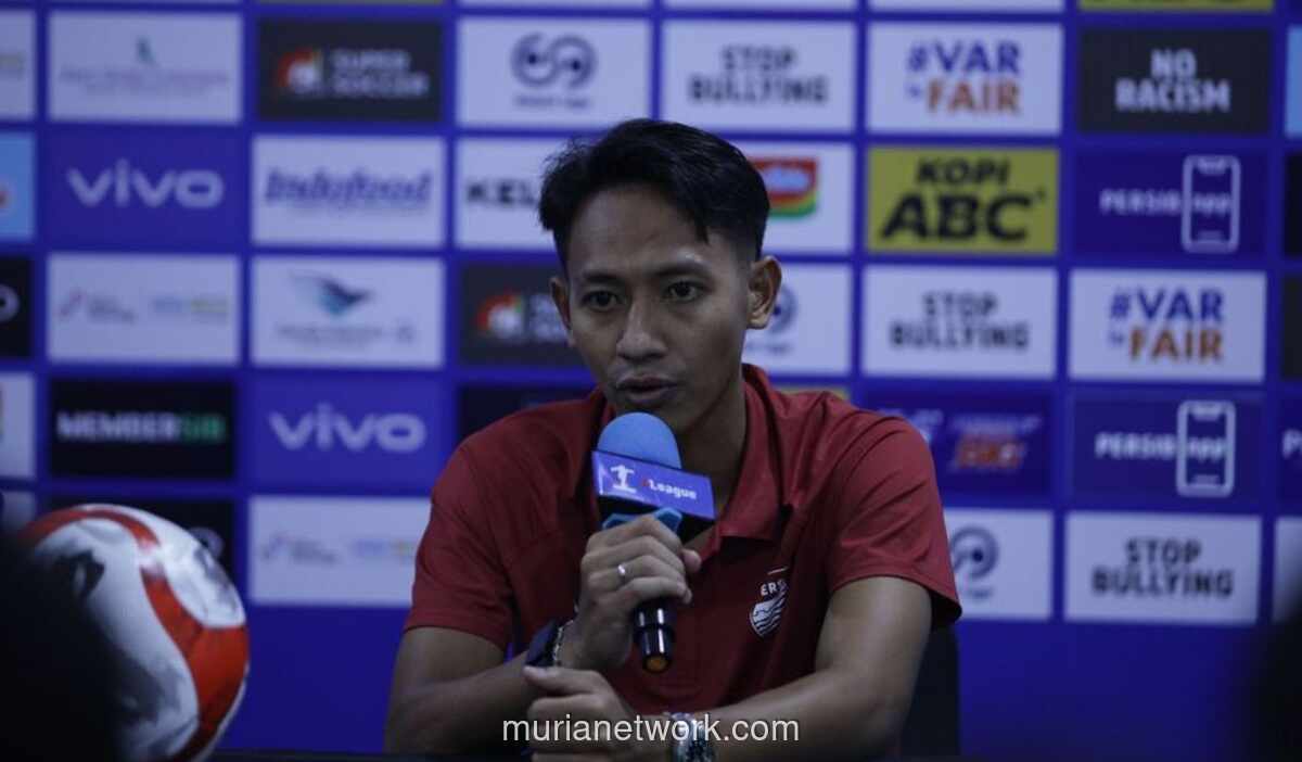 Persib Amankan Puncak Klasemen Usai Bungkam Persik 3-0