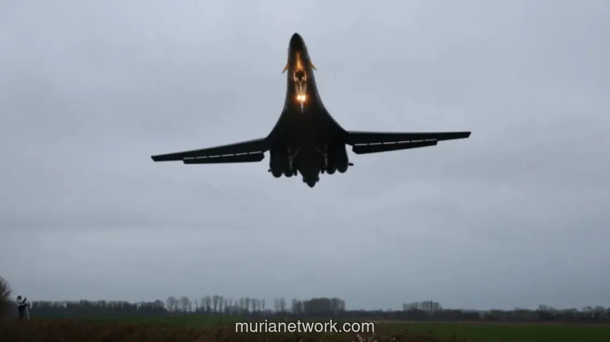 AS Kerahkan Pengebom B-1 Lancer ke Inggris, Siaga Ancaman Rudal Iran