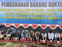 Polda Maluku Musnahkan Ribuan Liter Sopi Hasil Operasi Gabungan